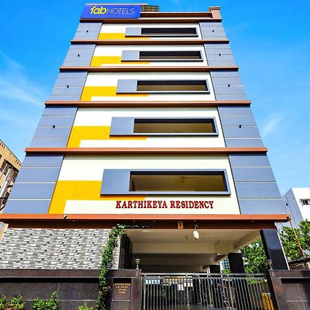 Fabhotel Karthikeya Residency - Tirupati Bus Stand - 900M Экстерьер фото