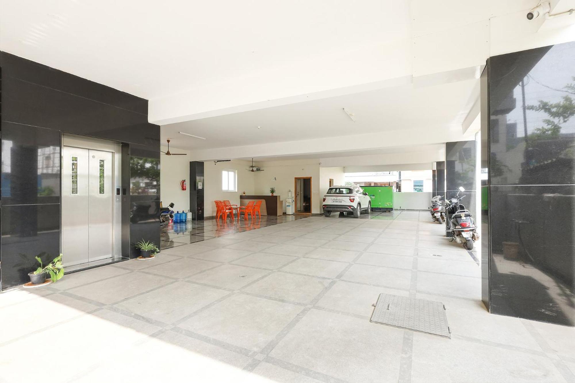 Fabhotel Karthikeya Residency - Tirupati Bus Stand - 900M Экстерьер фото